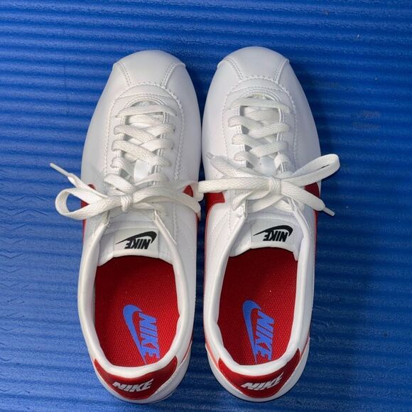 Size 10.5- Women’s Nike Cortez Shoes Classic Forrest Gump White Red 807471-103 - Picture 5 of 8